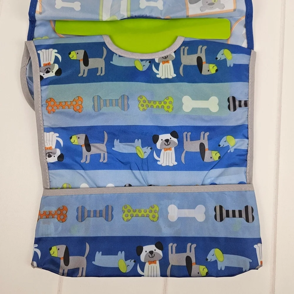 Neat Solutions: 4 Water-Resistant Baby Bibs